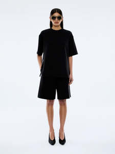 New Womens: ENA PELLY Sarah Oversized Tee | Vintage Black