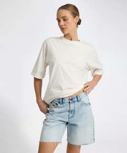 ONE TEASPOON With Kobe Tee | White