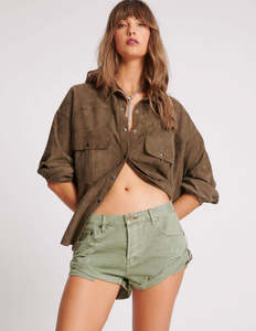 ONE TEASPOON Bandits Low Waist Denim Short |  Super Khaki