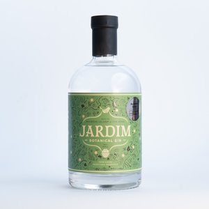 Products: Jardim 'Garden' Botanical Gin - The Heke