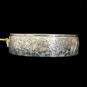 A8352 - s/s hinged bracelet vintage - Heritage Trading Company