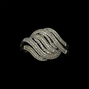 CT128900 - S/s and diamond ring set - Heritage Trading Company