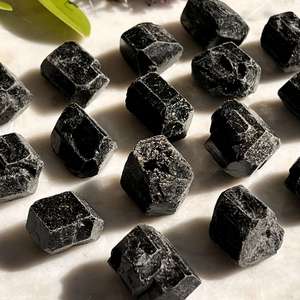 Natural: Black tourmaline - The Hidden Gem