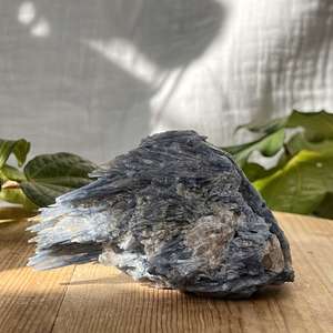 Home Decor: Blue kyanite in quartz - The Hidden Gem