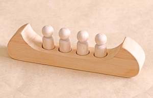 Diy: Canoe with Peg dolls - DIY