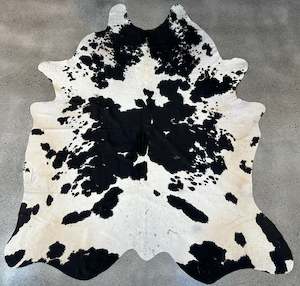 Large Premium Cowhides: Black & White Cowhide