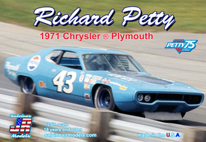Salvinos JR 1/24 R Petty 71 Plymouth Pepsi