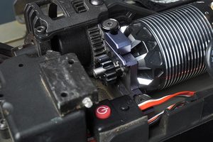 Rc Pinions Spurs: Mod 1 M1 18T Lightweight Hardened Steel Pinion Gear (for 5mm shaft, w/high