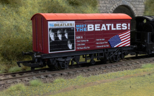 Model Trains: Hornby The Beatles Please Me Wagon