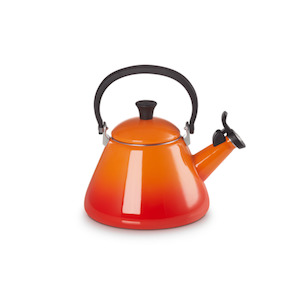 Stovetop Kettles: Le Creuset Kone Kettle 1.6L Volcanic Flame