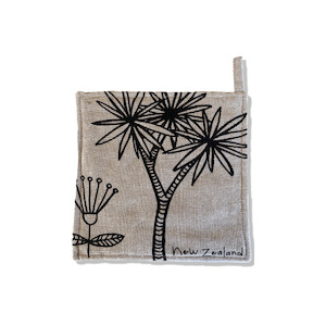 Trivets: Karen Design Pot Mat Cabbage Tree