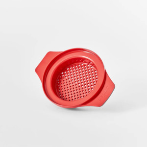 Prepara Can Strainer