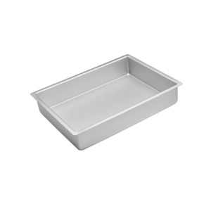 Bakeware: Bakemaster Silver Anodised Rectangular Cake Pan 38cm x 28cm