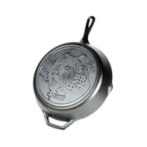Lodge Wildlife Cast Iron Skillet Bear 30cm