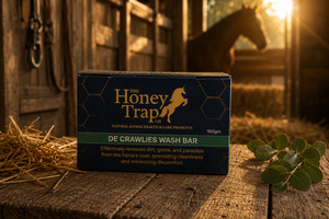 De-Crawlies Wash Bar for Horses NZ | Tick & Insect Removal | Neem & Essential Oils