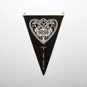 Hori Art: POHO KERERU FLAG