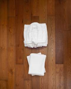 Bundle: Robe + 2 Towels