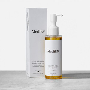 Products: Lipid-Balance Cleansing Oil Beauty By Dee