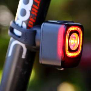 Magic Shine Compact Rear / 200 Lumen / Motion Sensor