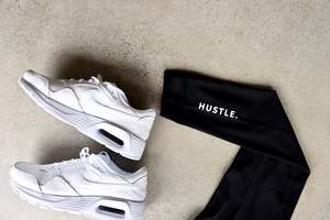 Frontpage: Hustle Tights