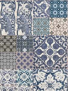 Delft Heritage - Moroccan Wallpaper - Blue/Beige