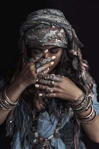 Glass Art: "Vadoma" Glass Art