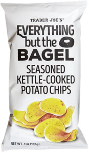 Treats: Trader Joe's Everything But The Bagel Seasoned Potato Chips