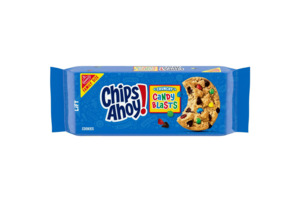Snacks: CHIPS AHOY! Crunchy Candy Blasts Fudgy Chocolate Chip Cookies, Family Size, 18.9 oz
