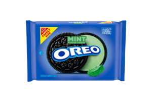 OREO Mint Creme Chocolate Sandwich Cookies, Family Size, 18.71 oz