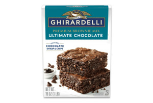 Baking: GHIRARDELLI Ultimate Chocolate Premium Brownie Mix, a Premium Baking Mix, Includes Chocolate Syrup and Chips, 19 oz Box