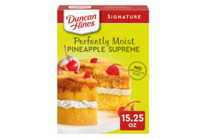 Baking: Duncan Hines Pineapple Supreme Flavored Cake Mix, 15.25 oz
