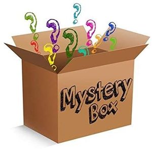 Mystery Box of 8 USA Candies!
