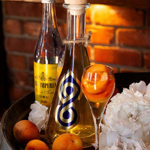Liqueurs: No8 Apricot Gin Liqueur