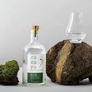 Charitable Distilleries: Kākāpō Mānuka Honey & Elderflower Gin