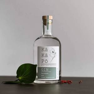 Kākāpō Kawakawa & Pink Peppercorn Gin