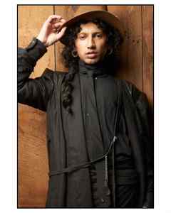 The Teardrop Belt – Handmade Leather in black