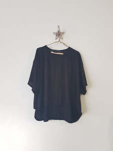 Garb: Box T-shirt Crop - Black