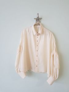 Garb: Pierrot Crop Shirt - Cream