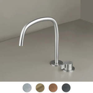 Outdoor Tapware And Showers: Piet Boon PB Set 11 | Deck Mounted Mixer with Swivel Spout