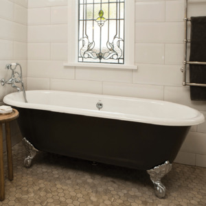 Traditional Baths: McKinley Dual 1700 Bath Painted