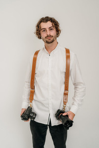 Products: 38mm professional two camera harnesses - The Knot Leather