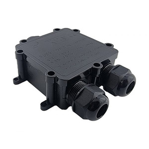 Garden Connectors: Garden Connector 3 Way Junction Box - Figure 8 Cable The Lighting Centre NZ