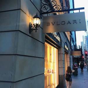 Flinders Wall Light in Antique Black or Bronze (Small/Medium/Large)