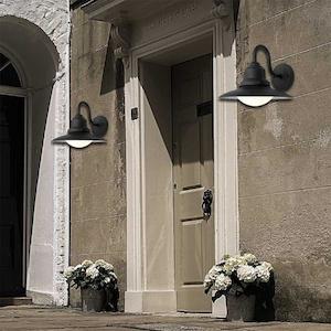 Exterior Wall Light in Graphite or White
