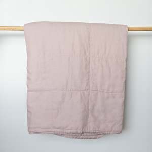 Rosa Linen Quilt