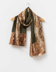 Clothing And Accessories: Snake w/Army Square Scarf