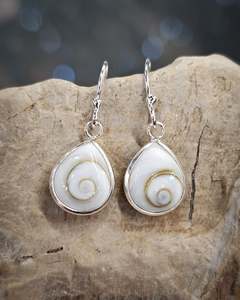 Teardrop Catseye Earrings