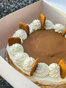 Biscoff Banana Cake with Caramel