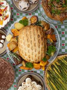 Frontpage: 'Beef' Wellington