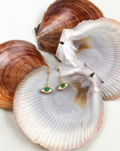 Jewellery 1: TIGER FRAME - EARRINGS - EGYPTIAN GREEN EYE PULL THROUGH - GOLD